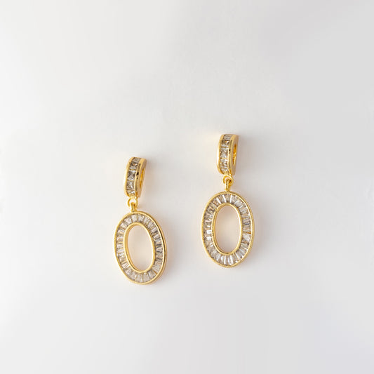 Elegant envy oval earrings