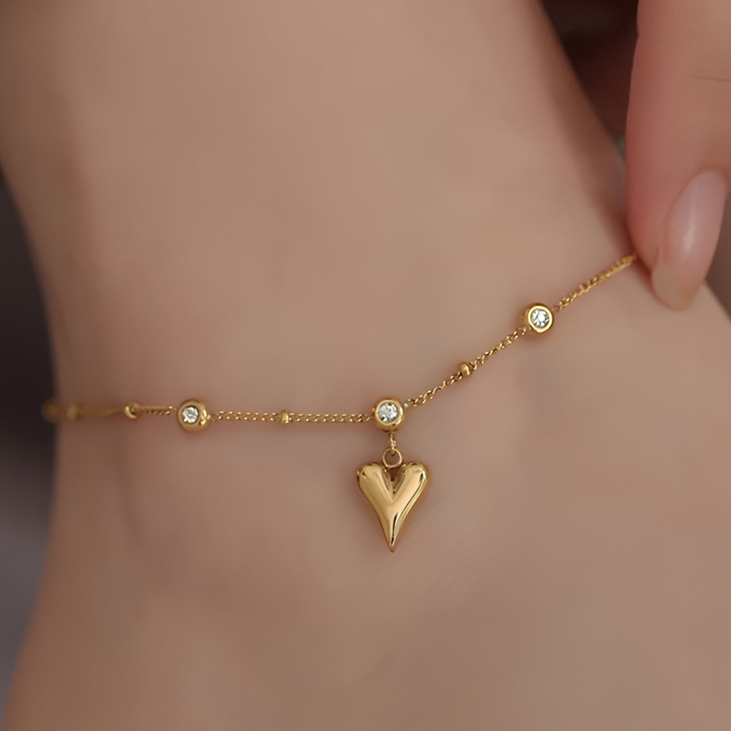 Golden Charm Heart Anklet with Sparkling Crystal Beads