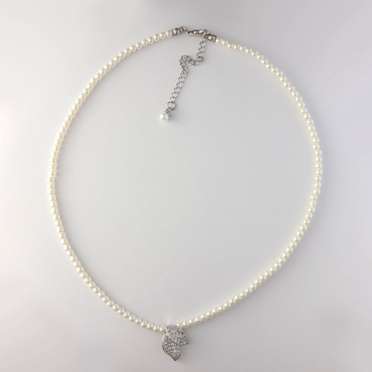 Pearl Leaf Grace Necklace