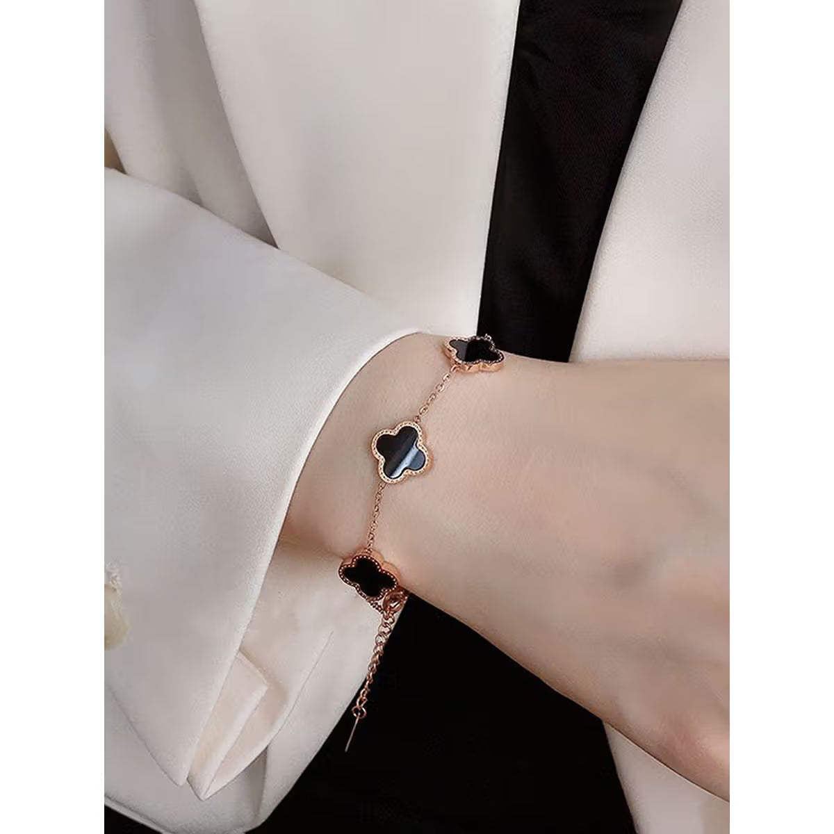 Royal Clover Elegance Bracelet