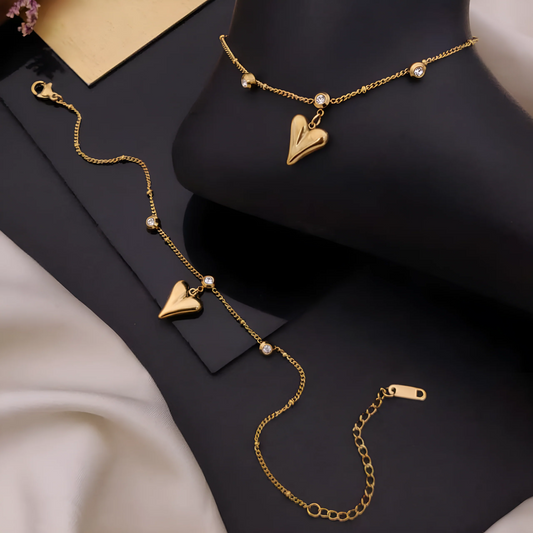 Golden Charm Heart Anklet with Sparkling Crystal Beads