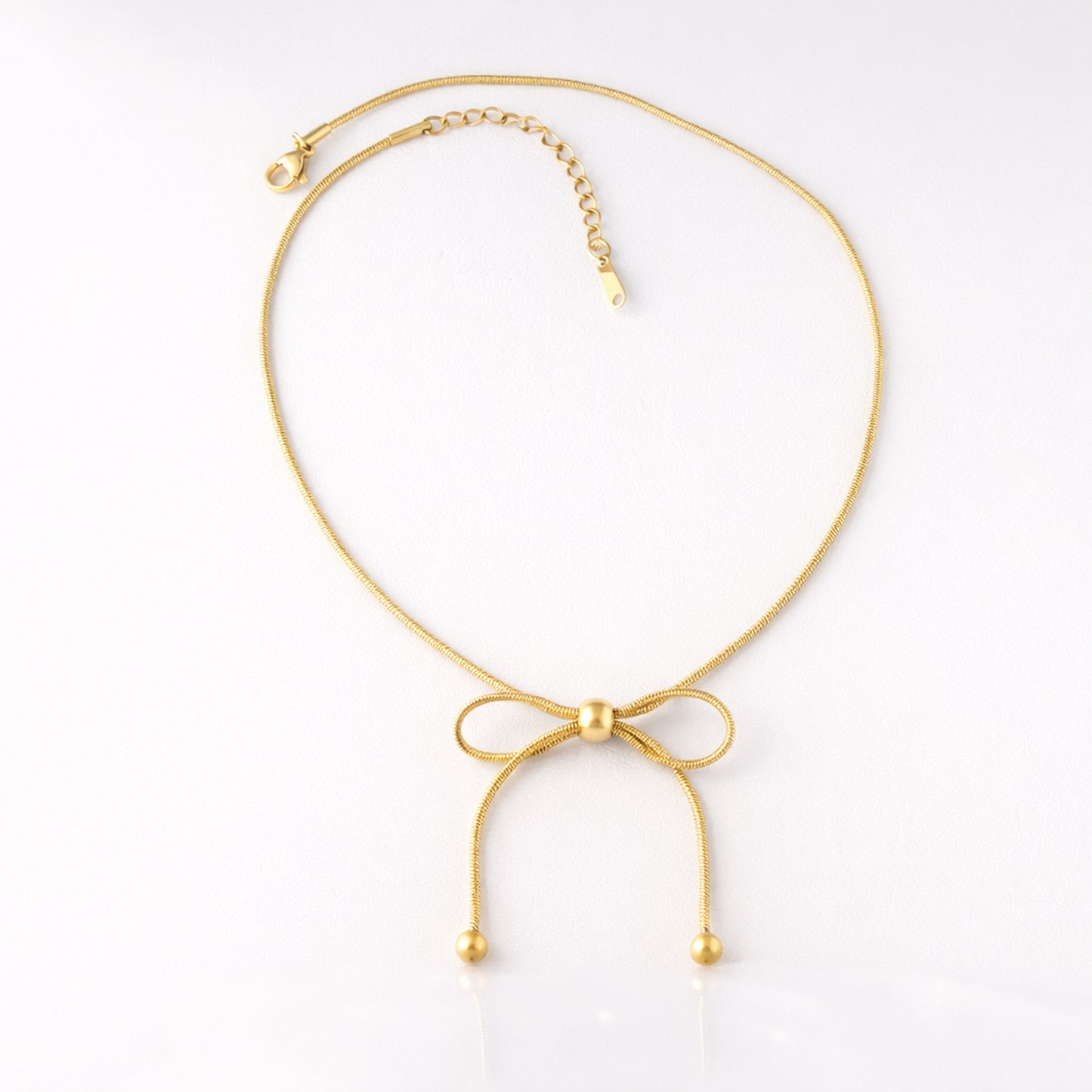 Dainty Gold Bow Necklace