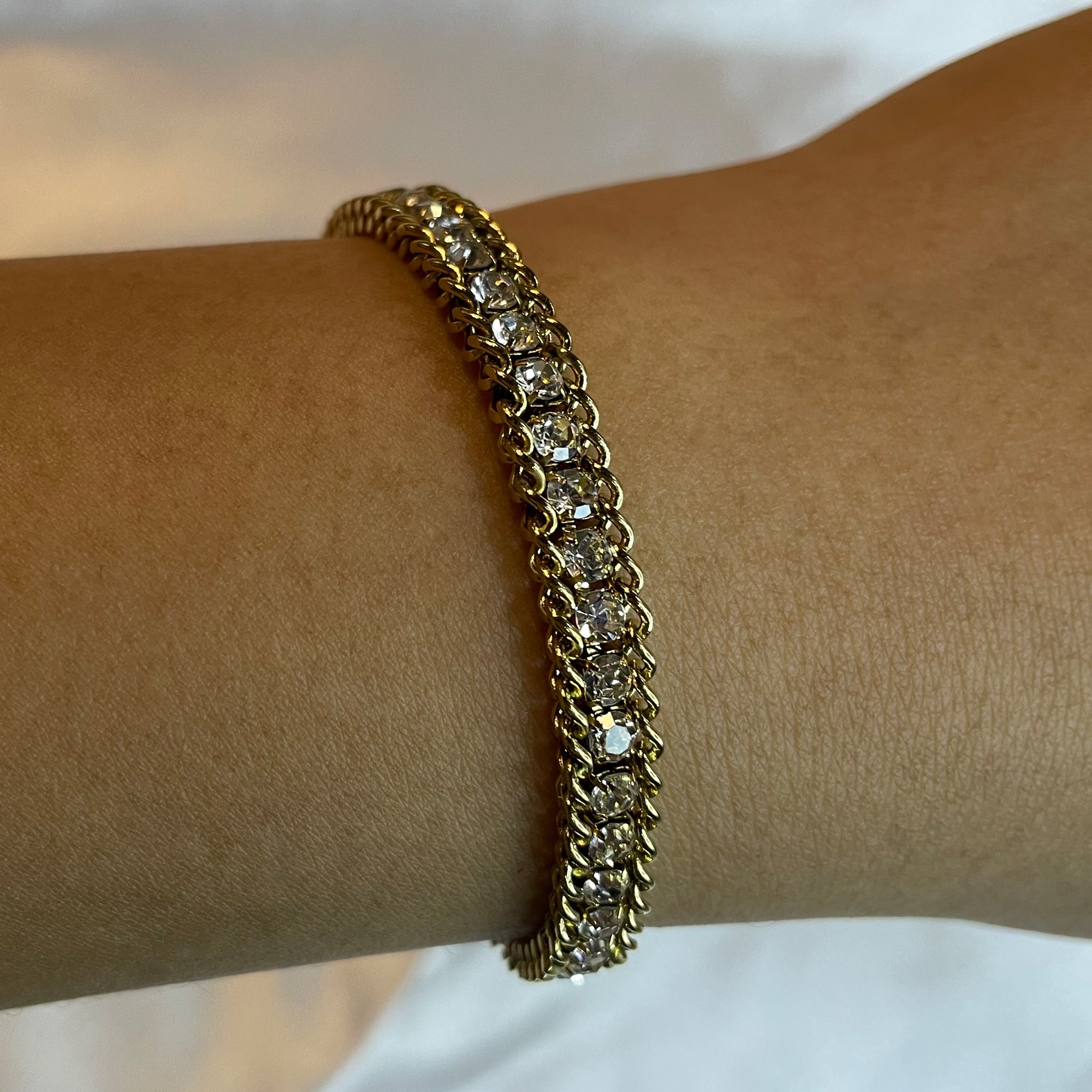 Zychon Crystal Chain