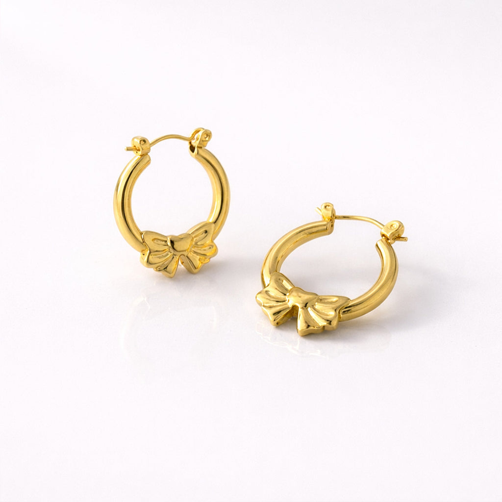 Bow-Accented Hoop