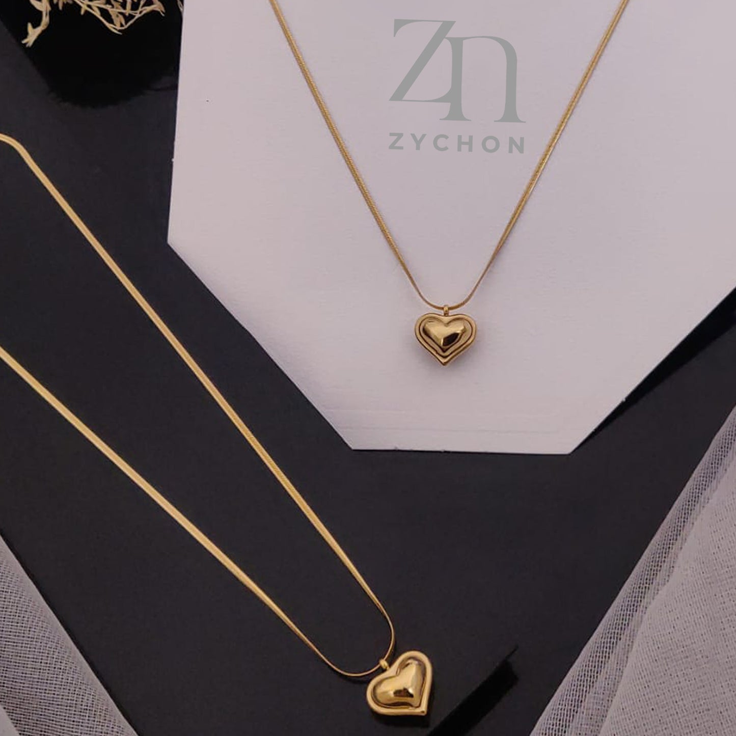 Zychon Élise Heart Pendant