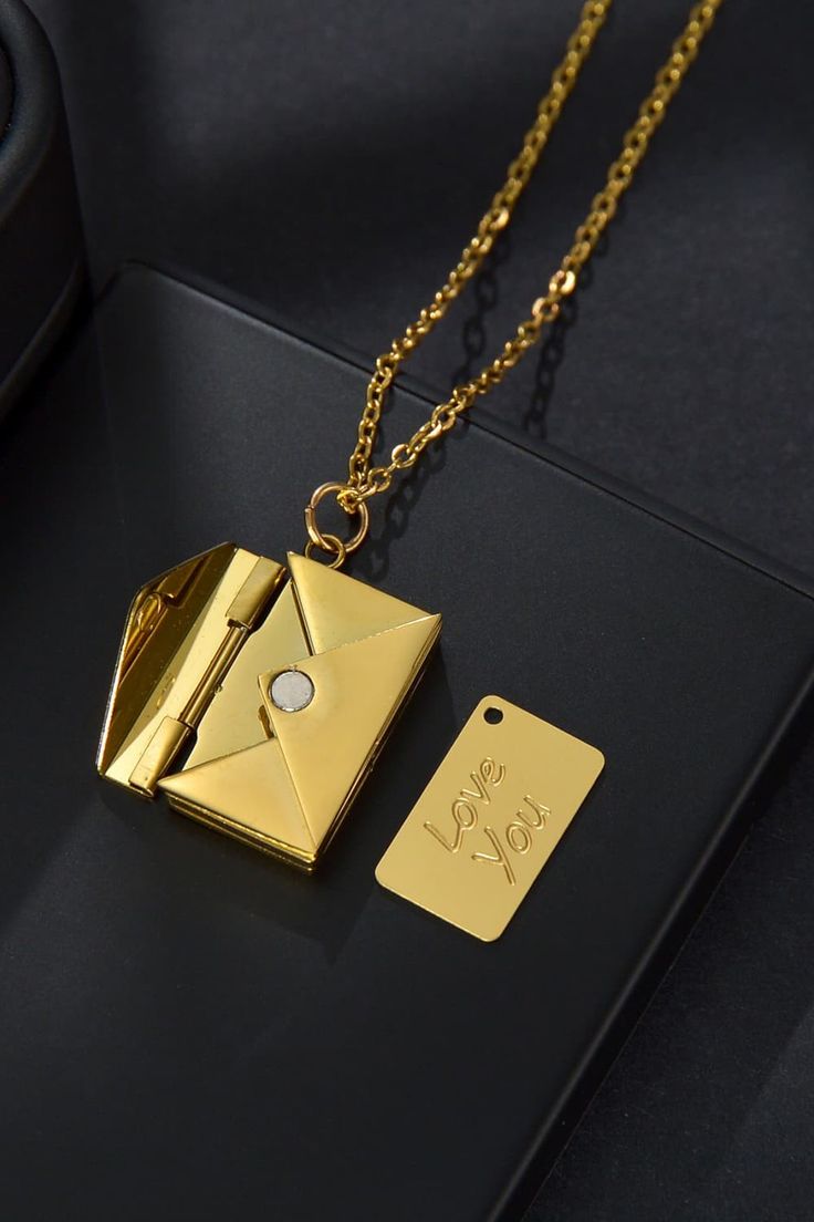 Love Note Gold Secret Locket